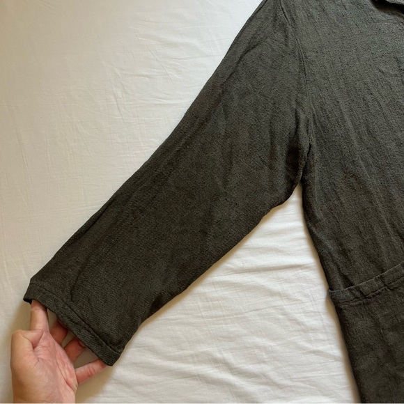 CP SHADES dark olive army green button up lagenlook boxy long sleeve shacket - Picture 2 of 5